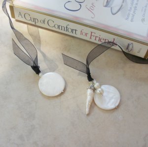 White Pearl Beaded Bookmark Jewel Book Thong