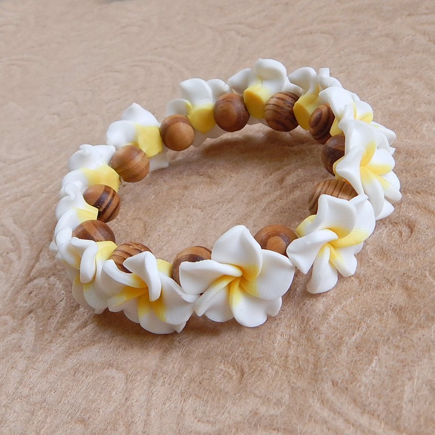 White Tropical Macadamia Wood and Plumeria Flower Bracelet