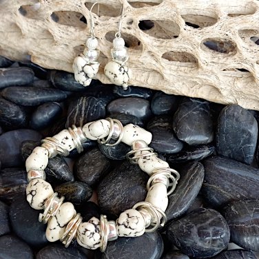 Off-White Stone Nugget Bracelet And Earring Set ll