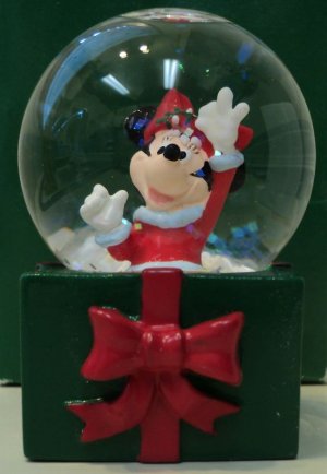 2001 JC Penney Minnie Disney Snowglobe Snow Globe