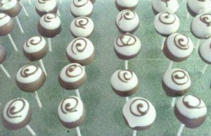Marble Cake Pops 1 Dozen