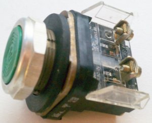 Allen Bradley 800T-A Flush Momentary Pushbutton Green