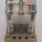 Allen Bradley 700-HB32A1 Relay 120/240 Volt w/ Base