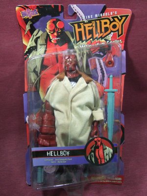 HELLBOY Millennium Series action figure 2001 graphitti NEW