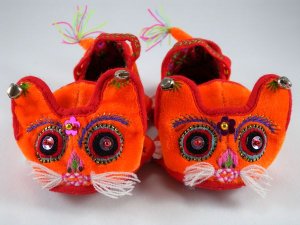 100% handmade Chinese tiger head and shap infant and baby shoes