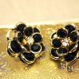 B030518 Vintage style black flower stud earrings