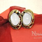 B030526 Retro style zinc white pearl bronze stud