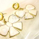 B030553 White ribbon earrings