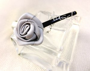 B030528 Grey Rose Hair Clip