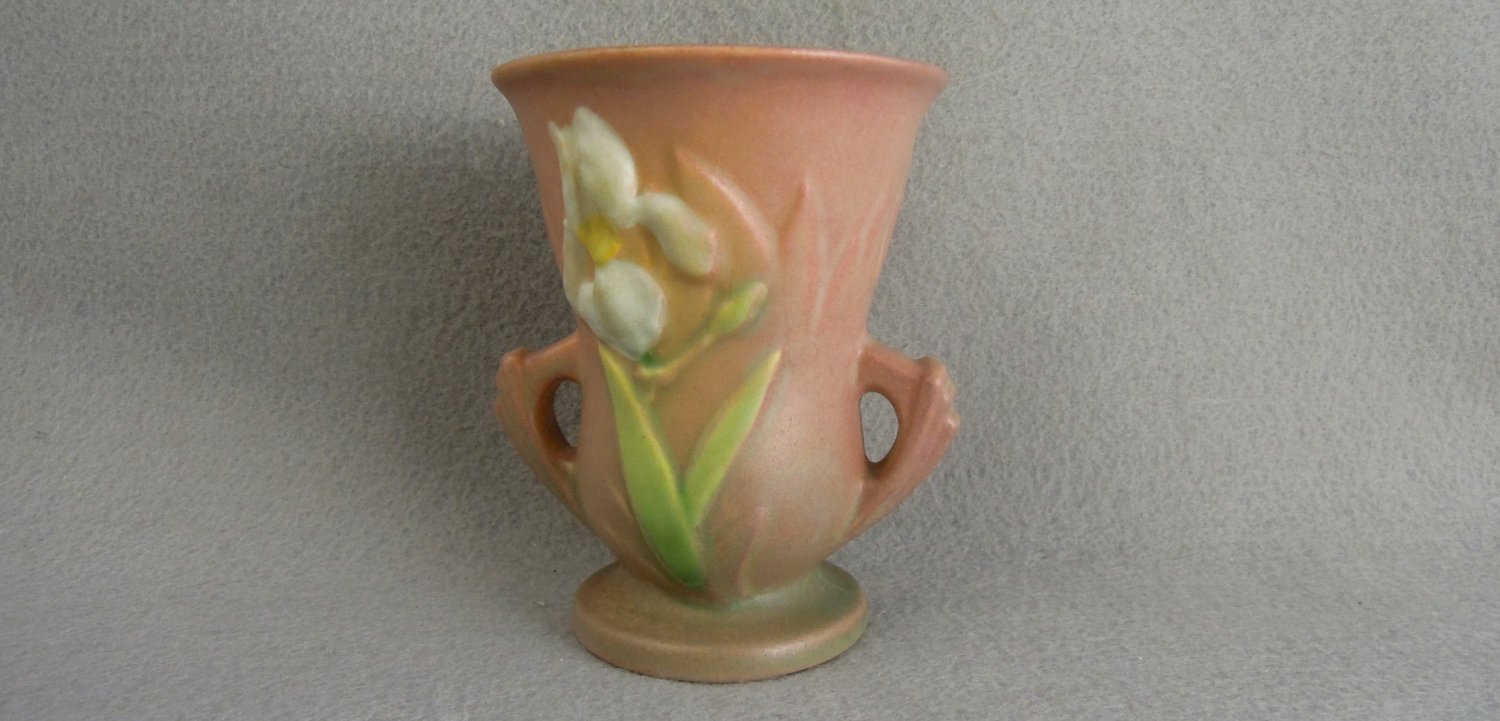 Roseville Pottery Iris Pink Vase 9144 Two Handles