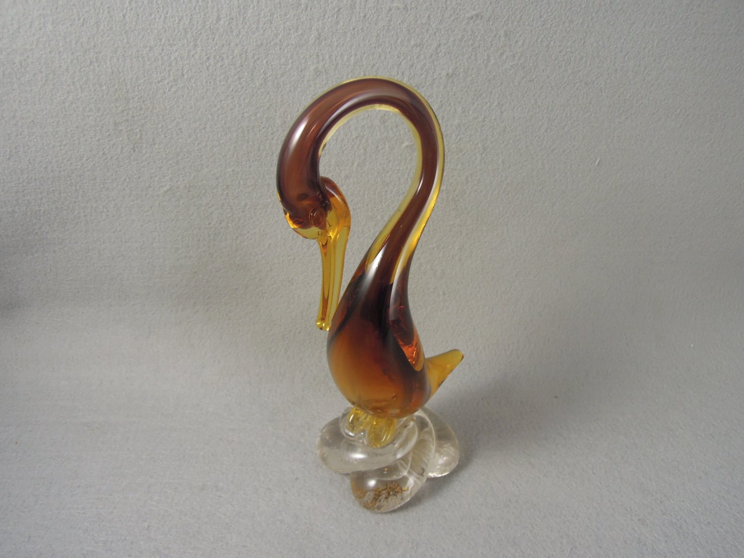 art glass swan figurine