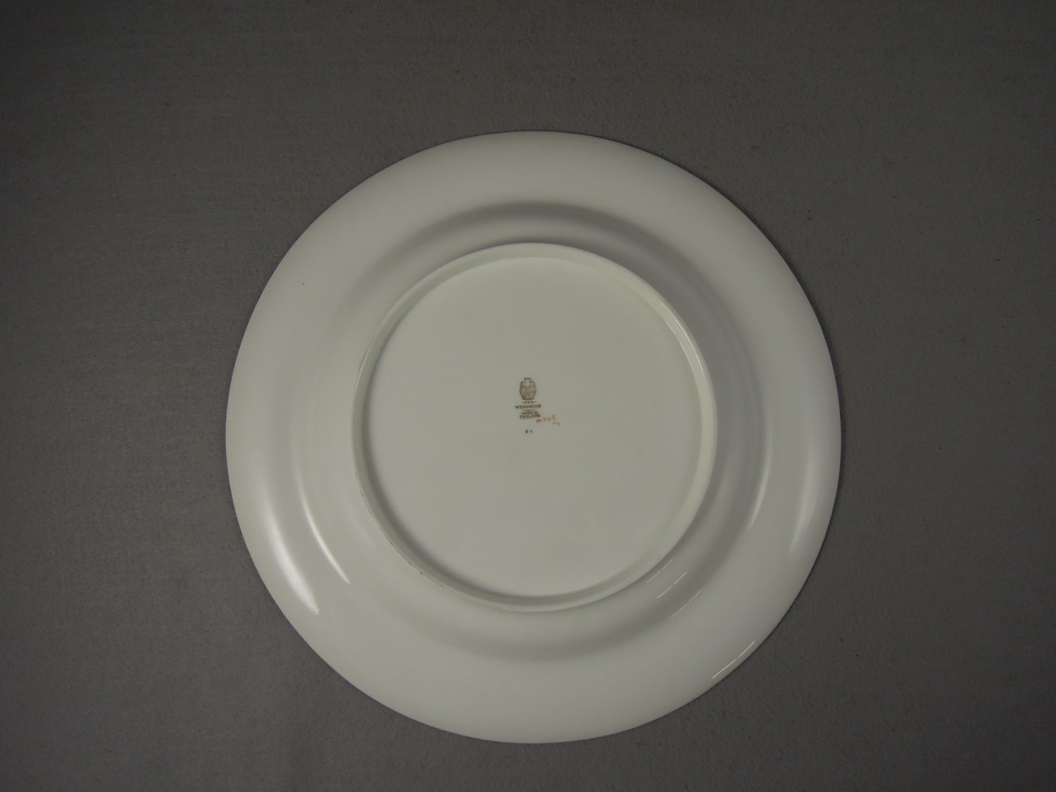 Wedgwood Charger / Chop Plate England China Columbia Pattern Griffins