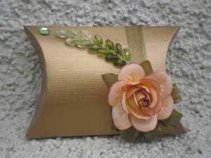 Favor Box- Gold pillow box