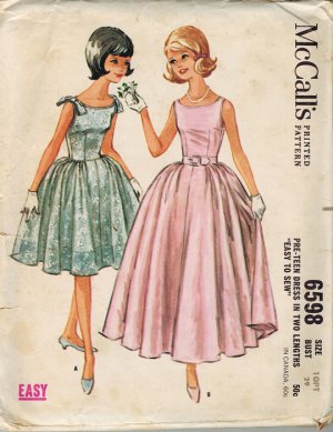 Vintage 70s McCalls 4028 Baby Doll Top or Dress Pattern Retro Prom