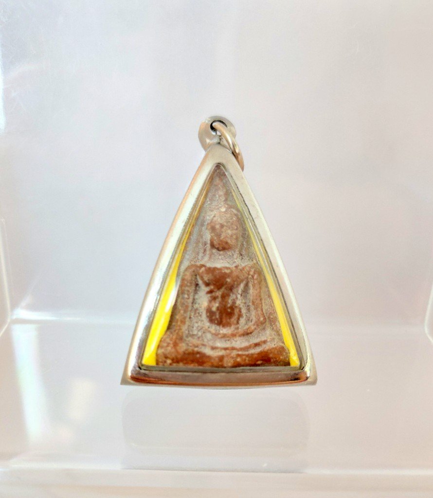 P008 Pendant Thai Buddha Amulet Phra Talisman Powerful LP Nang Paya Rare Luck