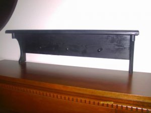 NEW BLACK WOODEN PRIMITIVE RUSTIC WALL SHELF 3 PEGS