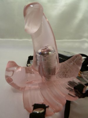 NEW 7 VIBRATING MODES BUTTERFLY STRAP ON CLITORAL G-SPOT ANAL STIMULATOR, PINK GFF-1012