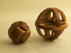 2 WOODEN 3D PUZZLES TEAK KIDS GAME TOY BRAIN TEASER
