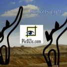 BST001201109 - Statues in the desert - 15x20cm (6x8")