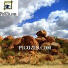 VLA012201109 - Devils Marbles 20x25cm (8x10")