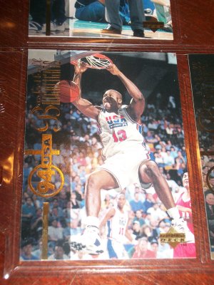 Shaquille O'neal 94-95 Upper Deck basketball card- USA Highlights