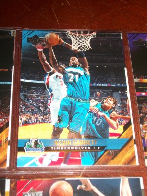 Kevin Garnett 05-06 upper deck basketball card