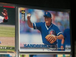 Ryne Sandberg 95 UD Collectors Choice baseball card