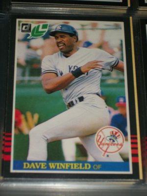 Dave Winfield 85 Leaf baseball card
