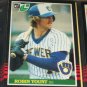 Robin Yount 85 leaf baseball card