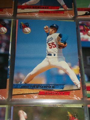 Orel Hershiser 93 fleer ultra baseball card