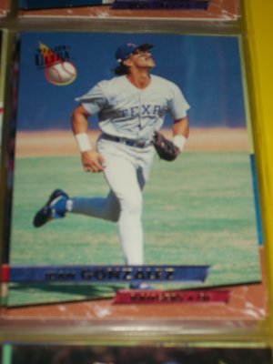Juan Gonzalez 93 fleer ultra baseball card