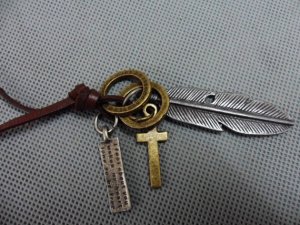 Brown real Leather and alloy feather pendant adiustable necklace N3