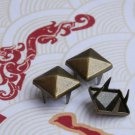 100 9mm Antique Brass Pyramid Studs DIY Studs Metal Studs Craft Studs Spike (BP09)