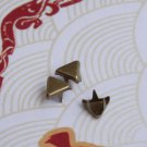 100 5mm Antique Brass Triangle Studs DIY Studs Metal Studs Craft Studs Spike （BT05）