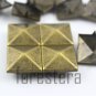 25 20mm Antique Brass Pyramid Studs DIY Studs Metal Studs Craft Studs Spike (BP20)