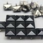 100 12mm Black Pyramid Studs DIY Studs Metal Studs Craft Studs Spike（C-BL12）