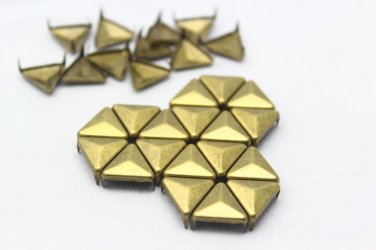 100 12mm Antique Brass Triangle Studs DIY Studs Metal Studs Craft Studs Spike &iuml;&frac14;�BT12&iuml;&frac14;�