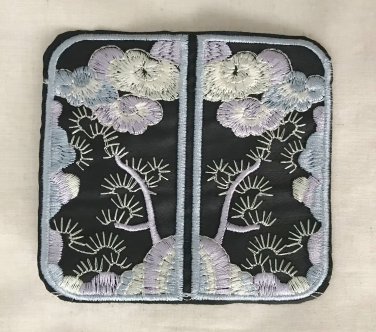 1 pc 3.7&acirc;�� &Atilde;� 3.5&acirc;�� Embroidered Appliqu&Atilde;&copy; Patch Square Flowers
