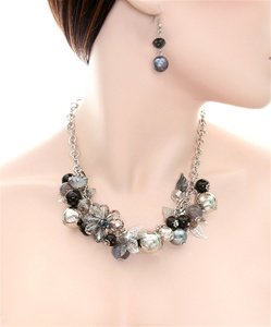 Pearl Necklace & Earring Set