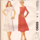 McCalls 6990 (1980) Princess Seam Round Neck Back Zipper Dress Pattern Size 24 UNCUT