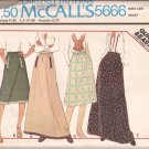 McCalls 5666 (1977) Vintage Back Zip Skirt Welt Side Seam Pockets Pattern Size 16 UNCUT