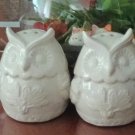 Unmarked Vintage White Owls Ceramic Salt & Pepper Shakers 3” Owl Bird