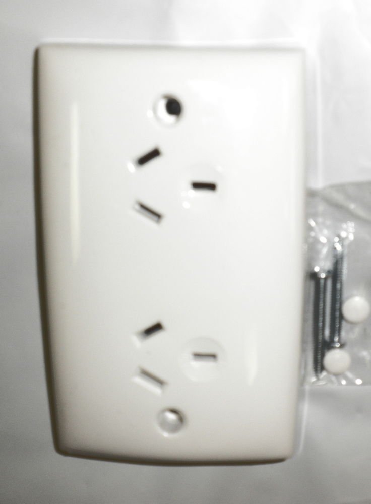 Patrick Distributing / Clipsal Auto Switch Socket Duplex Receptacle 74210