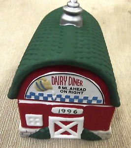 FIGI's / R.O.C Ceramic Red Barn Candy Dish #051-0885-5-96