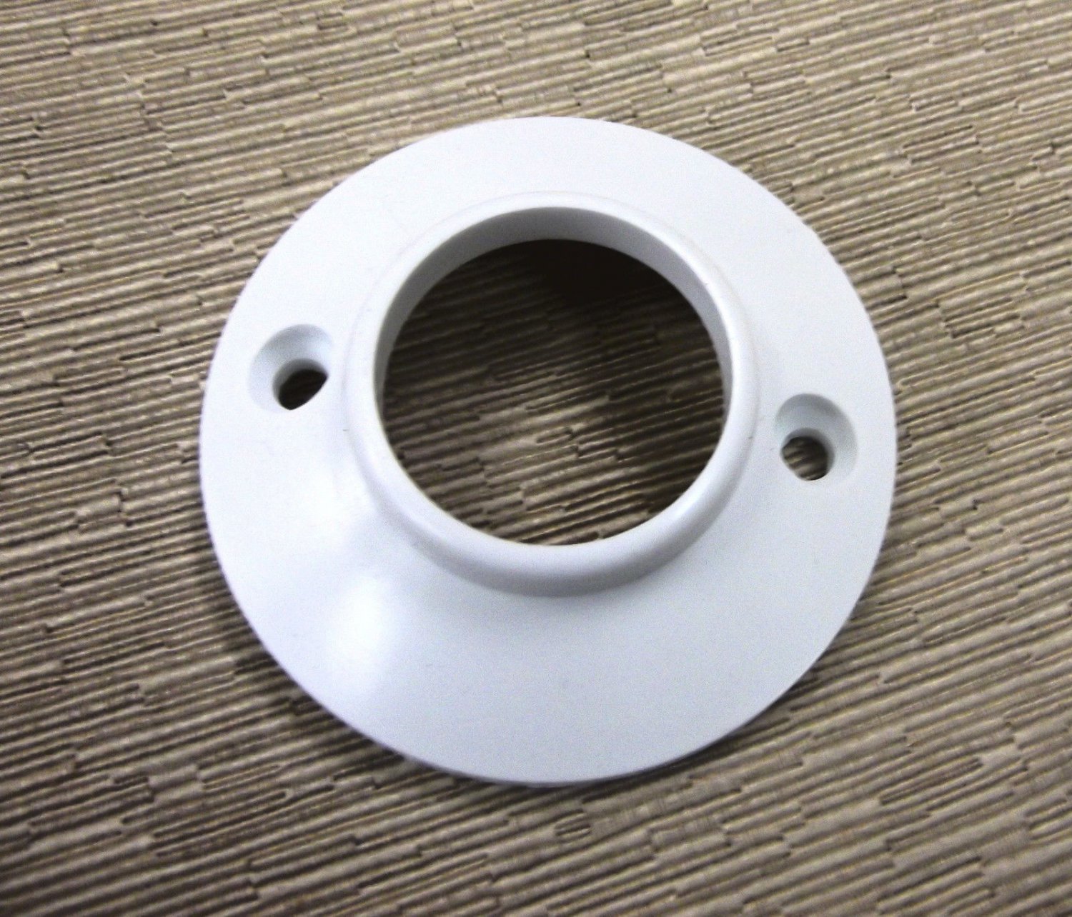 White Plastic 2 3/8" Shower Flange For 1 1/16" Rod 10 Pieces 4007162WSRF10