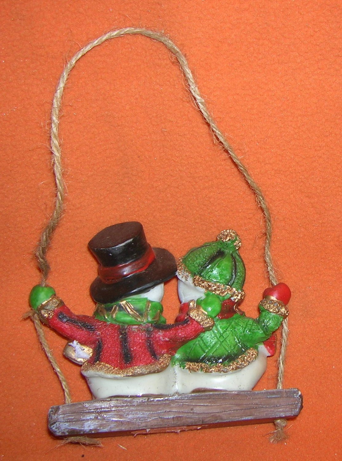 Jubilee Giftware Resin Mr. & Mrs. Snowman Swinging Ornament UPC