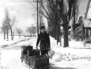 VINTAGE MILKMAN DELIVERY MILK BOTTLES CANVAS ART PRINT