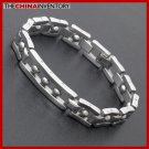 8"" POLISHED STAINLESS STEEL 3D BALL BRACELET B3905