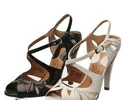OH DEER! WOMENS DUOMO SNAKE PUMP