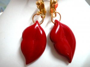 Sexy lip kiss mouth dangle clip on earring for woman